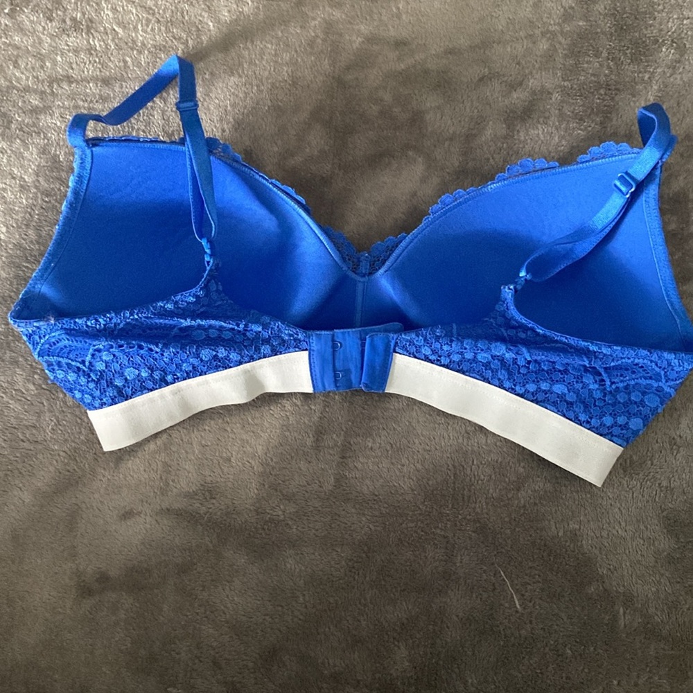 Victoria Secret bra - Picture 2 of 3